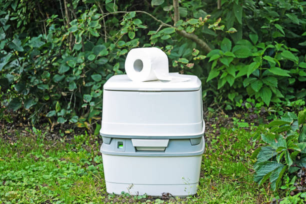 Portable Toilet Options We Offer in Le Roy, IL